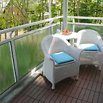 Apartamento Yachthafentraum In 2 Minuten Am Seebrücke Yachthafen Ostseebad Kühlungsborn