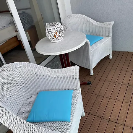 Apartment Yachthafentraum Direkt, Am Strand, Seebruecke,hafen, Shopping *