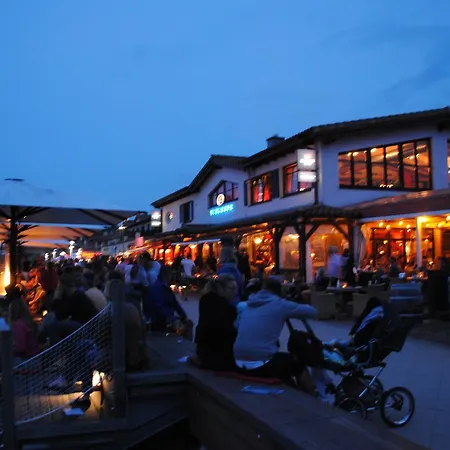 Yachthafentraum Direkt, Am Strand, Seebruecke,hafen, Shopping *