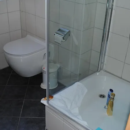 Apartamento Yachthafentraum In 2 Minuten Am Seebruecke Yachthafen