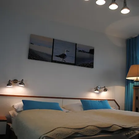 Yachthafentraum In 2 Minuten Am Seebruecke Yachthafen * Ostseebad Kühlungsborn